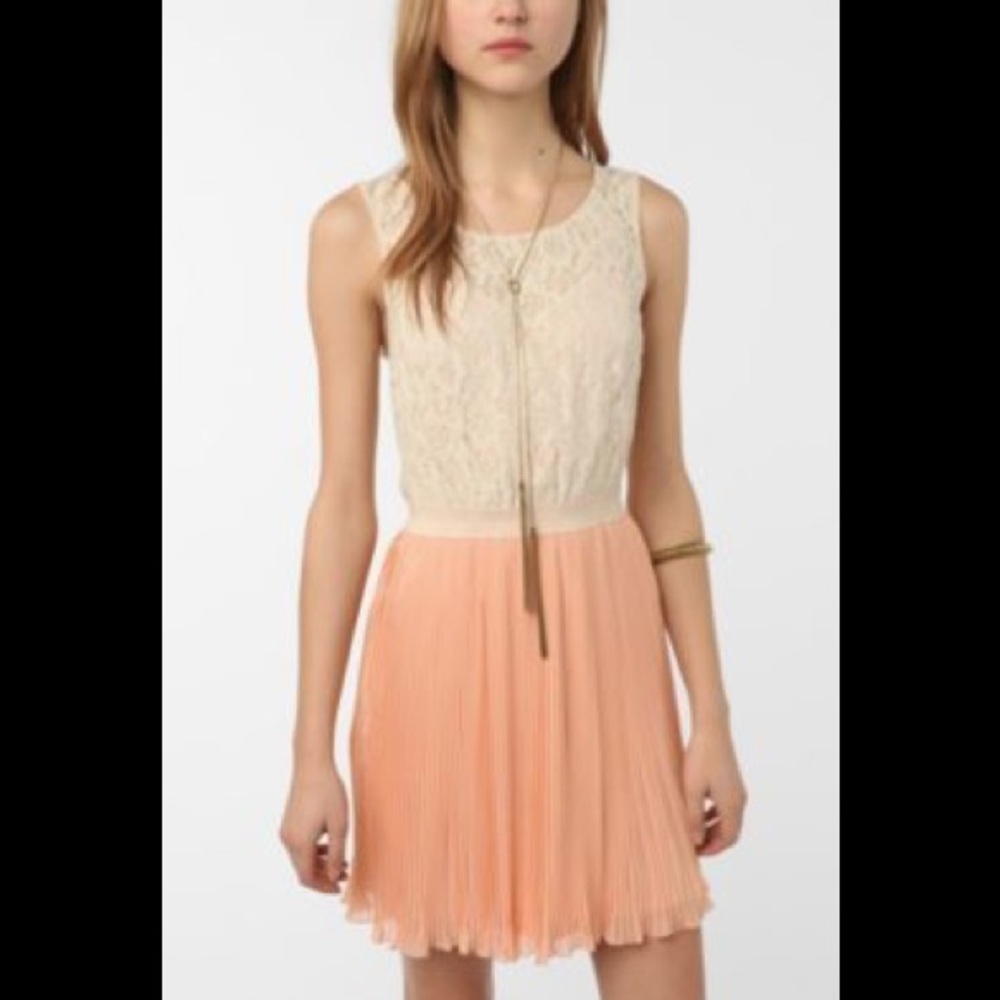 SALE
 Anthropologie Coincidence & Chance Chiffon Dress E40